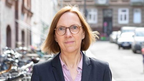 Carola Ensslen, flüchtlingspolitische Sprecherin der Fraktion DIE LINKE in der Hamburgischen Bürgerschaft